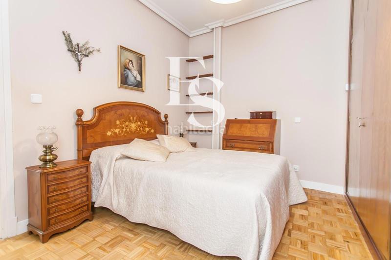 Foto e8b9ee45-e5e3-449f-a280-07a17bf3c9d9. Pis amb aparcament a Trafalgar Madrid