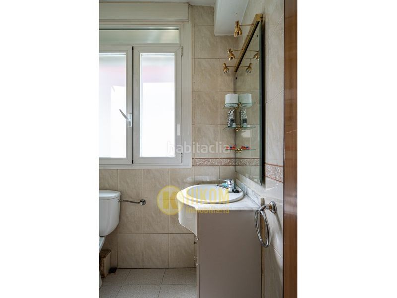 Foto 61a2f3c7-ed69-4955-8b7e-1d0aa30586f9. Pis a Acacias Madrid