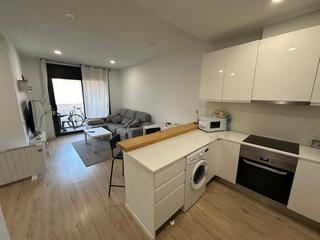 Appartamento  Carrer de calvet d'estrella. Piso coqueto listo para mudarte ya!