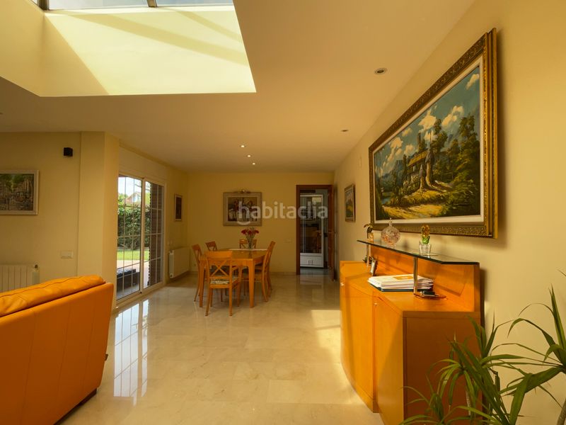 Foto b51e11d0-9452-41d2-95bd-867d9d78a6ee. Casa amb xemeneia calefacció piscina a Sant Vicenç Platja Sant Vicenç de Montalt