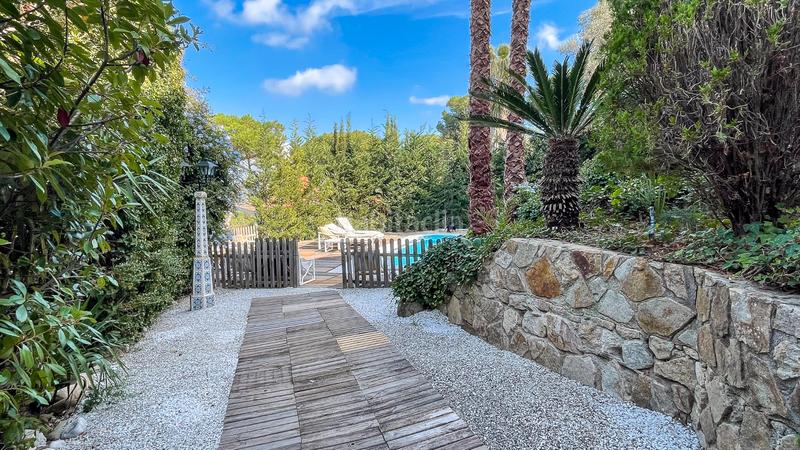 Foto 0eff6a12-265c-45ab-9359-9787415bb845. Casa  en venta con 6 habitaciones y piscina. en Argentona