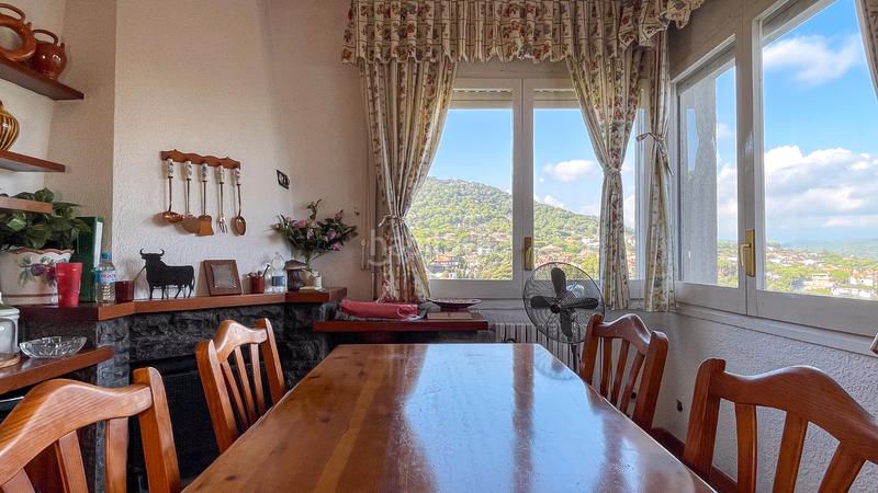 Foto 1255c0dd-e38d-4030-85f4-80b4d756f317. Casa  en venta con 6 habitaciones y piscina. en Argentona