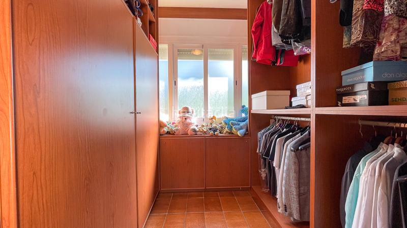 Foto a008429f-a365-4810-bfa5-d1acda53bad7. Casa  en venta con 6 habitaciones y piscina. en Argentona