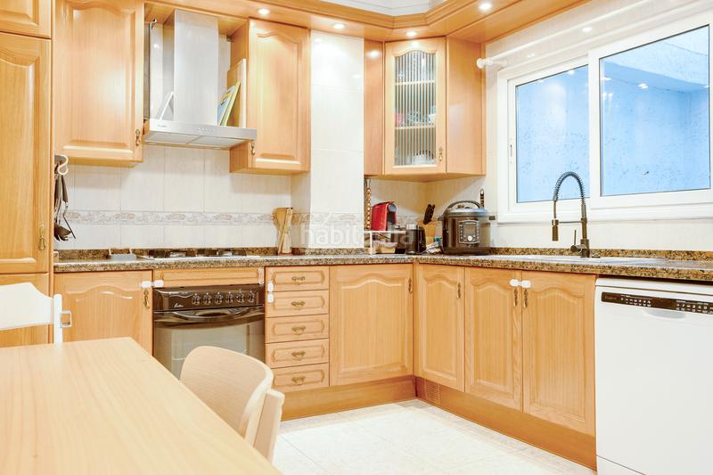 Foto f8d4295d-b715-459d-925a-e6bbcb97e9cb. Duplex con riscaldamento in Zona Alta Premià de Mar