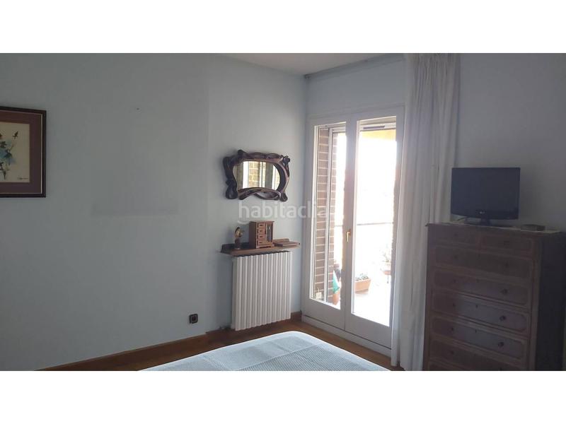 Foto 0f83af77-4fd2-4b87-bcb1-d12b83eaa876. Zweistöckige wohnung mit heizung parking pool in Eixample Sant Cugat del Vallès