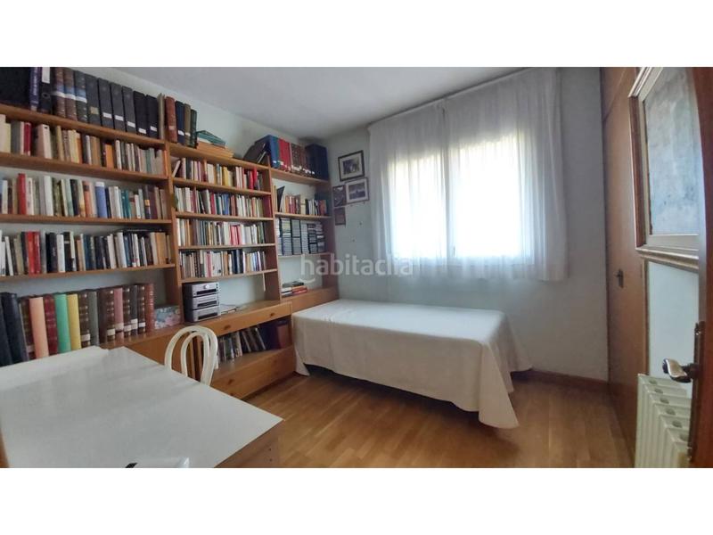 Foto 6d70aa11-1c29-49e5-85fc-c550280b2efd. Zweistöckige wohnung mit heizung parking pool in Eixample Sant Cugat del Vallès