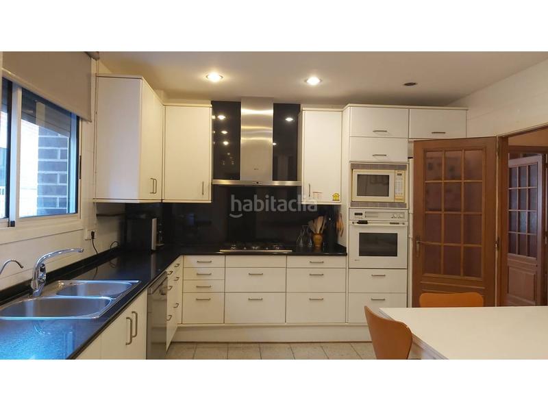 Foto de8a1bd5-4134-4ae1-a6ae-bfa4d00e182d. Zweistöckige wohnung mit heizung parking pool in Eixample Sant Cugat del Vallès