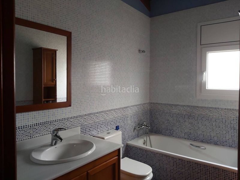 Foto acb8b7a9-37a1-4a84-90e0-ea659ea4e02a. Alquiler casa  en alquiler Valldoreix en Valldoreix Sant Cugat del Vallès
