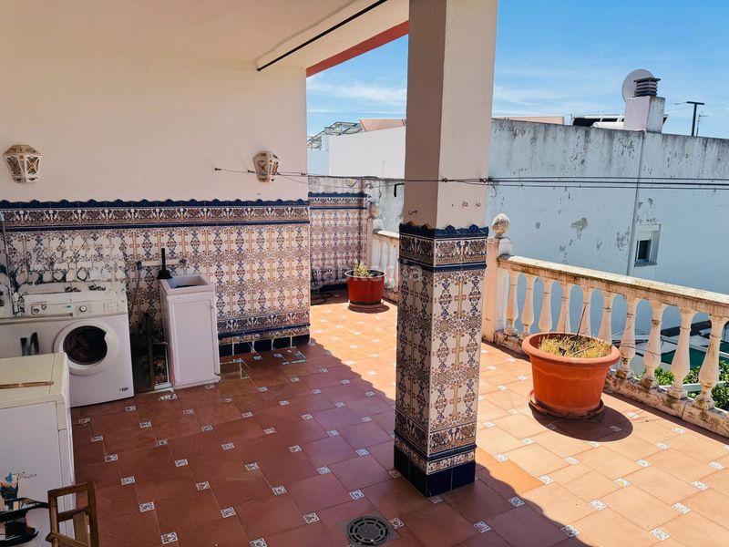 Foto 7233782a-a337-4004-9d89-20a2b59becb1. Casa adossada amb aparcament piscina a Rinconada (La)