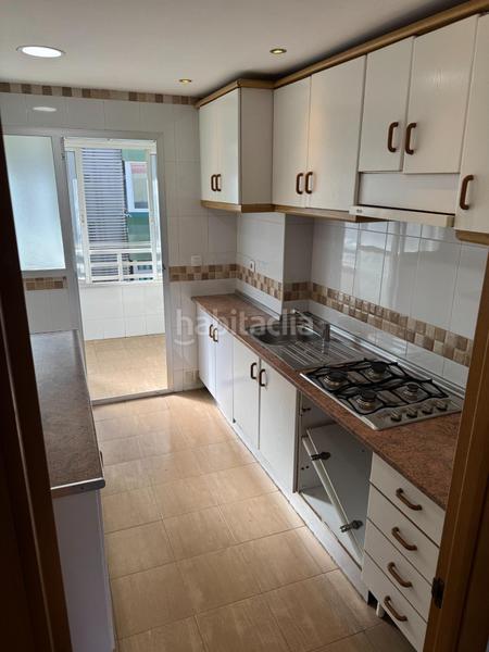 Foto 4c201fdc-3440-4912-a324-c16d26692efc. Pis a avenida pio baroja 8 a El Palo Málaga