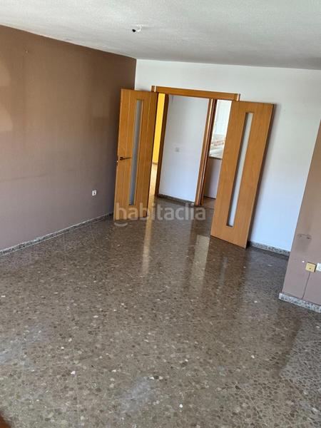 Foto ec3f1d67-1c9b-4539-9895-76d779ba73e3. Pis a avenida pio baroja 8 a El Palo Málaga