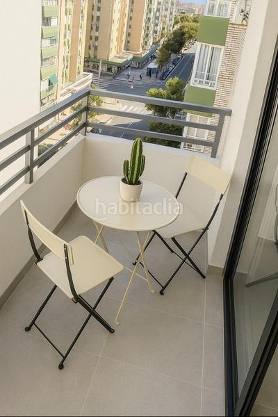 Foto fa615b90-61bb-4b5e-900c-9e29c83775fb. Pis a avenida pio baroja 8 a El Palo Málaga