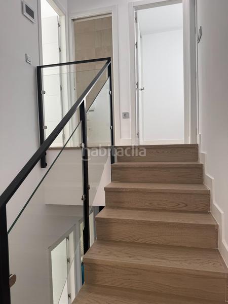 Foto 4d7d0975-503f-4360-b847-6fc16dba14c8. Casa pareada lujo y exclusividad, chalet en Entrenúcleos ! en Dos Hermanas