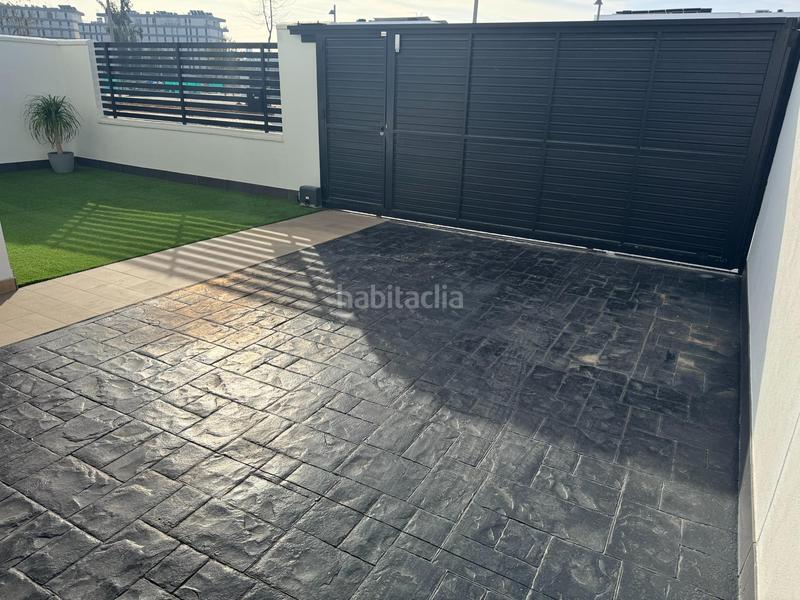 Foto 6d552885-8945-45fa-b1c4-9d51fe245958. Casa pareada lujo y exclusividad, chalet en Entrenúcleos ! en Dos Hermanas