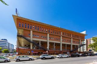 Office space in Avenida de Manoteras 22