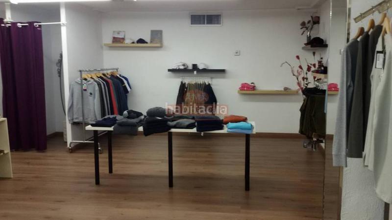 Foto dd7301a0-c532-46ef-ae8a-6f3a72ba780f. Lloguer local comercial a Centro Albacete