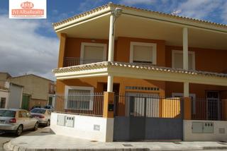 Casa adossada a Pedanías - Extrarradio. Bonito adosado en venta en el salobral