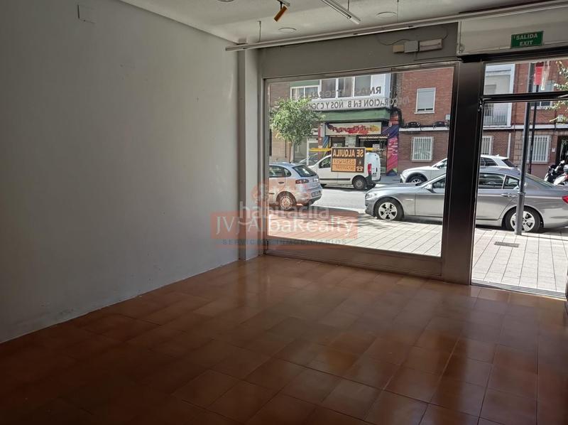 Foto 18e94102-c6c9-49a4-83b0-c913d6a5c78f. Alquiler local comercial local de 130m junto al parque abelardo sanchez!! en Albacete