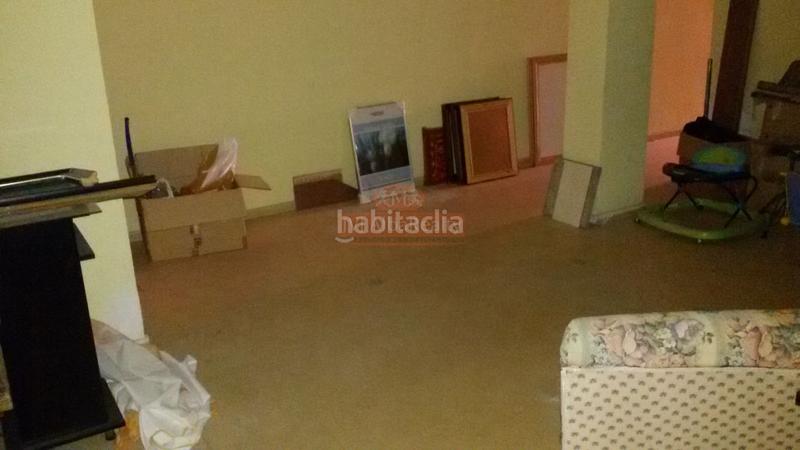 Foto 13087ad2-8e73-4b1a-a61d-7a7f16d60474. Alquiler local comercial  a pie de calle . ideal oficinas, asesoria etc. en Albacete