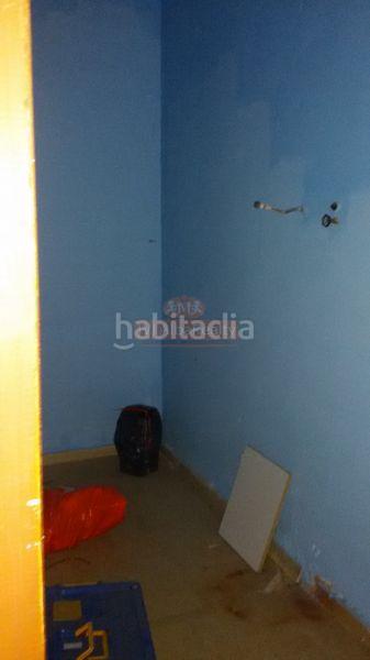 Foto e4444322-b075-436a-ba56-4aa87f020a59. Alquiler local comercial  a pie de calle . ideal oficinas, asesoria etc. en Albacete