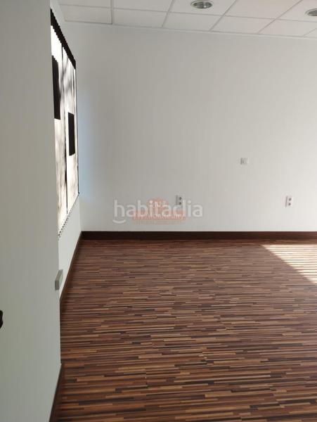 Foto 2e645053-ec98-4dde-bc91-8d423ce30686. Alquiler local comercial se alquila local económico en Albacete