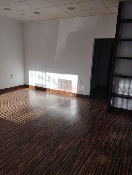 Foto 757eb21a-344b-40c8-b7ba-7cd6f56d92a7. Location local commercial dans Fátima Albacete