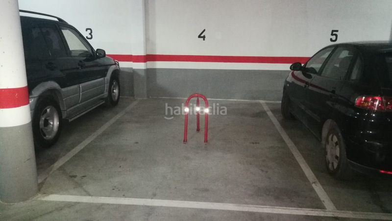 Foto f4b21802-74ec-4fac-9850-a45fa2431373. Aparcament cotxe a Imaginalia - Llanos del Águila Albacete