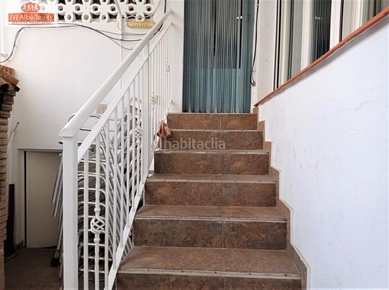 Foto 03d942eb-0ec3-4c93-806a-e4cba5c83110. Casa adossada amb calefacció aparcament piscina a Albacete