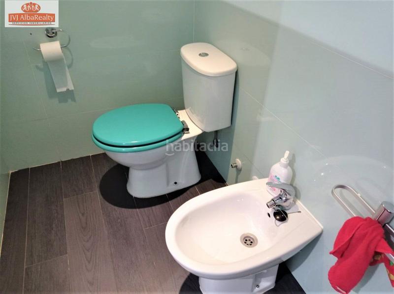 Foto 07e8a9a9-e4db-4f2b-b840-5a3c8e7097bb. Casa adossada amb calefacció aparcament piscina a Albacete