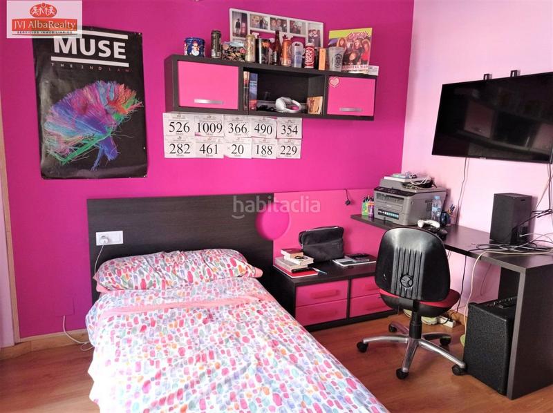 Foto c0122f8d-b899-4817-8a44-71261a1f61c8. Casa adossada amb calefacció aparcament piscina a Albacete