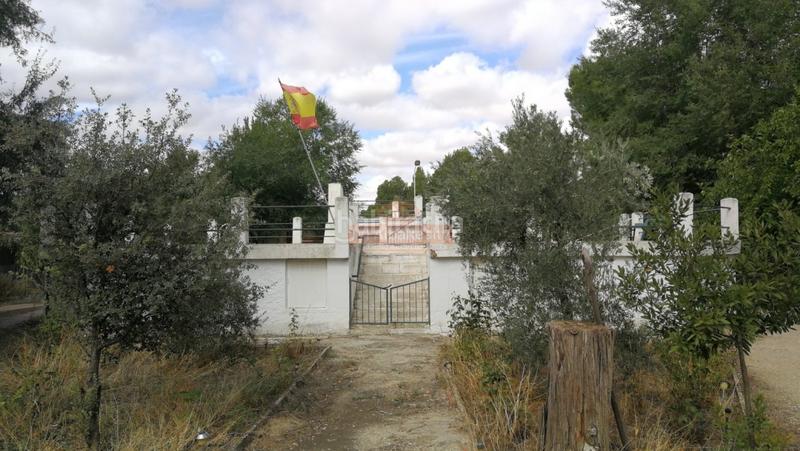 Foto 88a738a5-20a2-4fad-be96-d5dd87a4fee7. Chalet mit parking in Pedanías - Extrarradio Albacete