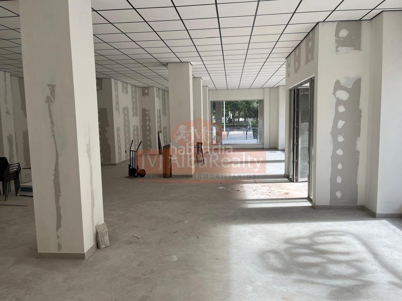 Foto 75b5db7f-6a43-4b00-a8e8-c9b3a989da5e. Lloguer local comercial a Industria Albacete