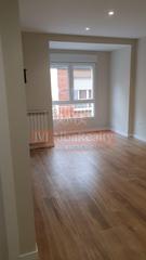 Lloguer Pis a Feria. Se alquila vivienda reformada sin muebles zona centro