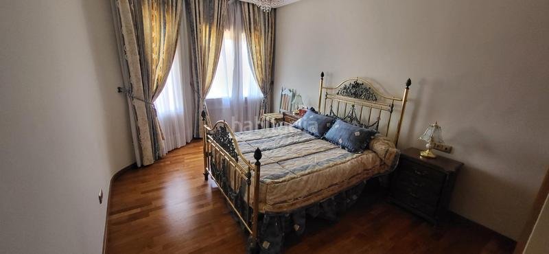 Foto 8792e3c6-9e9f-4b2f-944f-52cab47f0119. Chalet avec chauffage parking piscine dans Alto de los Molinos Albacete