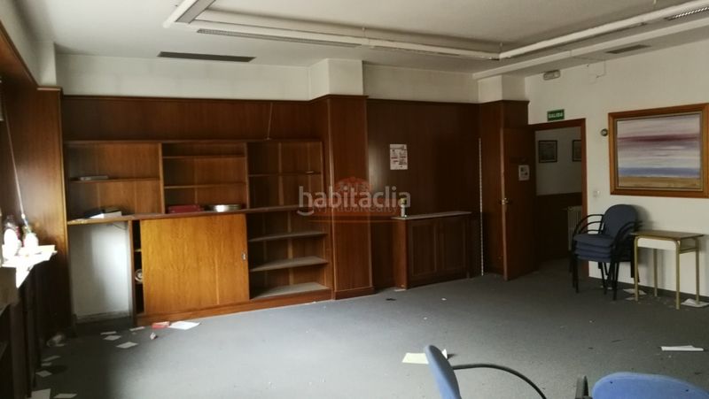 Foto dc1e4c38-57f1-44dd-b899-ca55806355a7. Miete büro in Centro Albacete