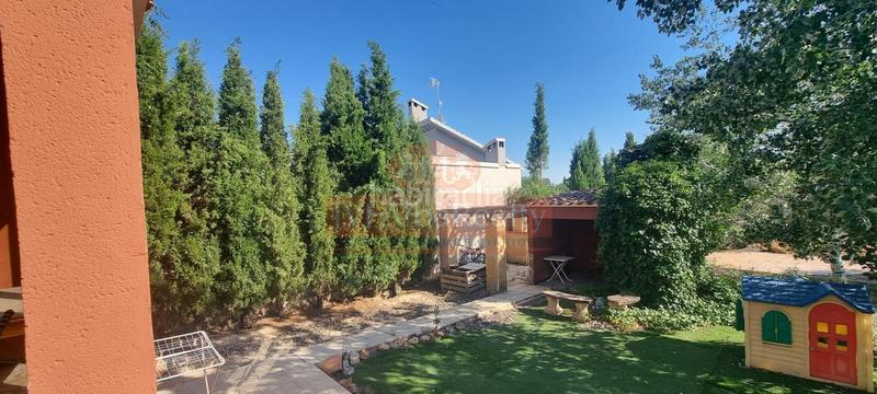 Foto 1e98faec-f7e8-4974-bdbe-1b9dca5a4783. Chalet se vende chalet en la urbanización aguacampada en Albacete