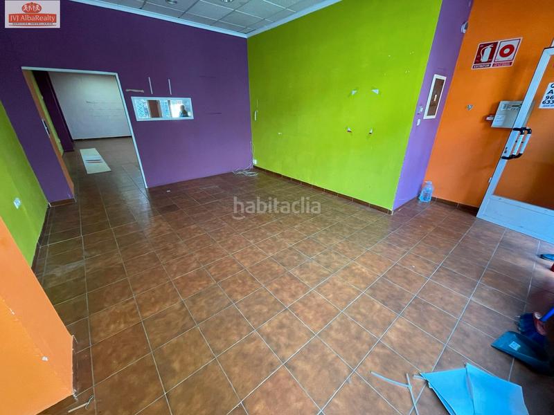 Foto 365d476e-06bc-4437-b792-3d240b08d592. Alquiler local comercial se alquila local zona ensanchefranciscanos totalmente acondicionado no tiene salida de humos. en Albacete