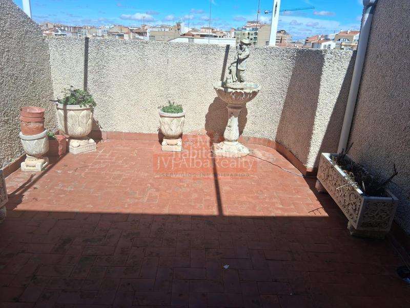 Foto c0f6ebbd-2dc4-4af6-a8f7-fd3d14e8e8fe. Attique avec chauffage dans Feria Albacete