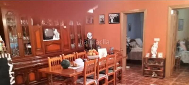 Foto 315059cc-75e3-4b7e-a224-34ffc6c1b173. Chalet mit parking in Feria Albacete