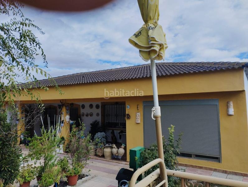 Foto abbb8e48-7852-4c75-ba91-665534fcc7e1. Chalet mit parking in Feria Albacete