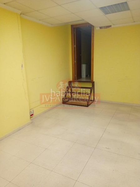 Foto a8c98c54-0add-4cdf-8e55-7af9f2ec5d70. Rent business premise in Feria Albacete