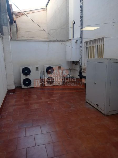 Foto bb3db1e3-1663-41cd-b412-36016b8f71e3. Rent business premise in Feria Albacete