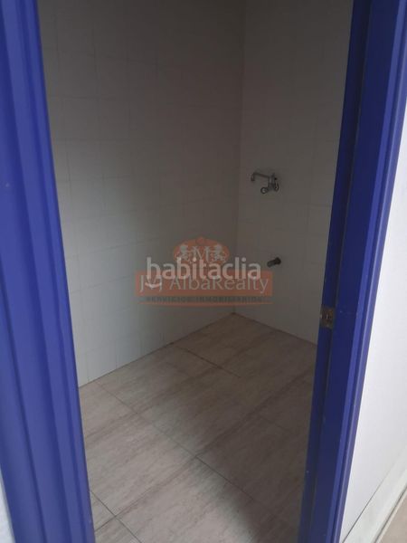Foto 2be8cc89-7faf-47b2-959e-9b65331b7461. Local comercial a El Pilar Albacete