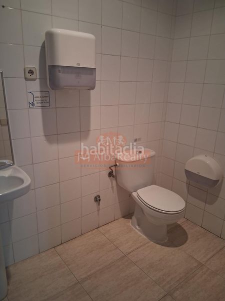 Foto 5dde5b97-f975-44d1-b549-c2cc01cd0bde. Local comercial a El Pilar Albacete