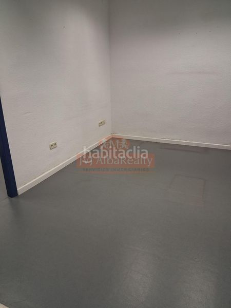 Foto c99d6c12-a033-4894-bebc-f22169a343bf. Local comercial a El Pilar Albacete