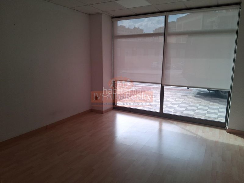 Foto e2a3f4fc-9a49-42f9-813a-79e63558c338. Local comercial a El Pilar Albacete