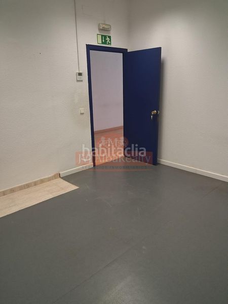 Foto fc8e126b-cdab-430d-9bb8-6184732f469f. Local comercial a El Pilar Albacete