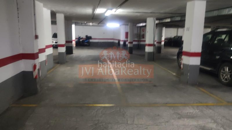 Foto 4d6743ee-d900-42c3-9129-7a723f4467fe. Aparcament cotxe a Carretas - Pajarita Albacete