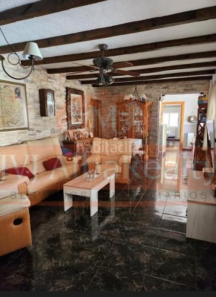 Foto eed035eb-d72d-4cd1-8575-1199a879a0f0. Chalet avec chauffage parking piscine dans Pedanías - Extrarradio Albacete