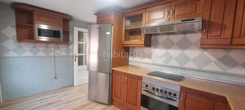 Foto cc2bfa3f-f274-4435-ae58-9da5c52079de. Chalet con parcheggio in Carretas - Pajarita Albacete